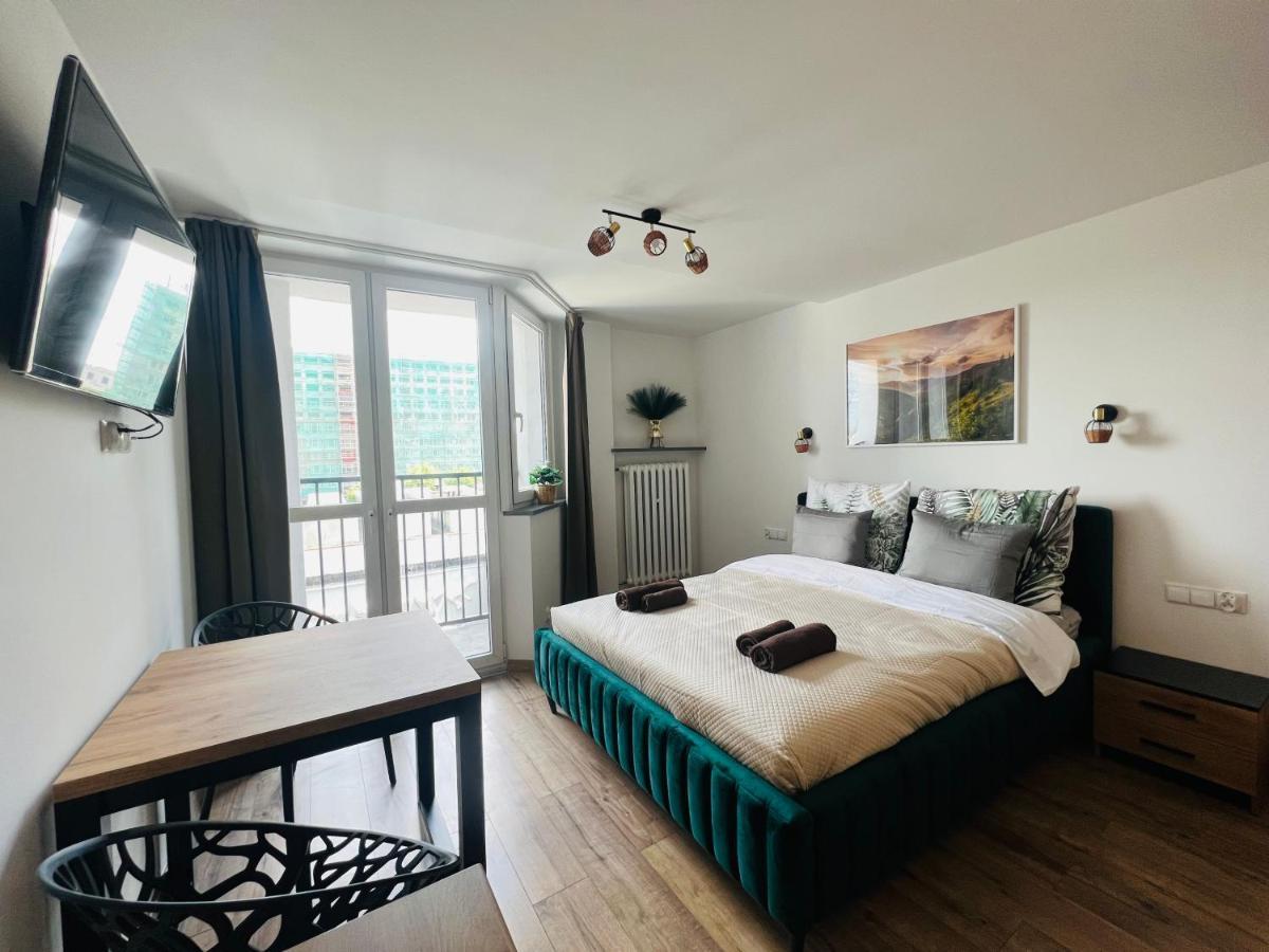 Mare E Monti Apartments Katowice Bagian luar foto